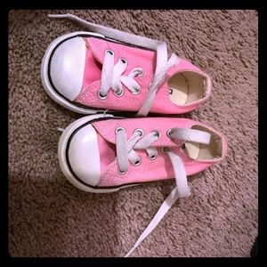 Baby girl converse